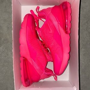 Women’s Nike Air Max 270 Triple Pink